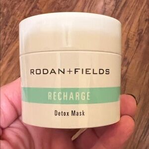 Rodan + Fields Recharge Detox Mask